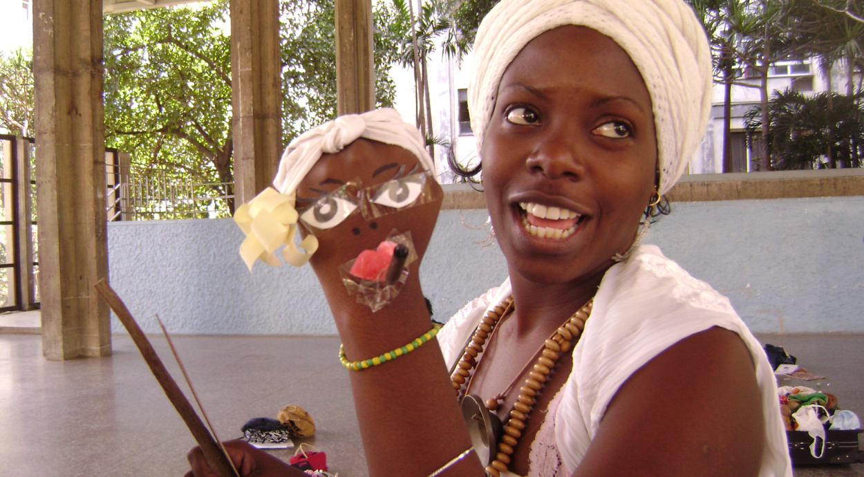 Workshop Teilnehmerin mit Handpuppe